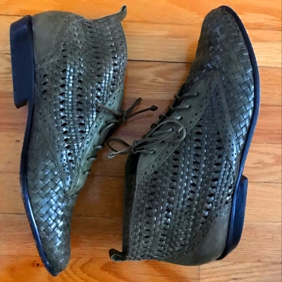 Enzo Angiolini Vintage Lace Up Genuine Leather 80’s Booties Size US 8 - Picture 1 of 9